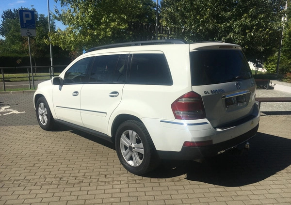 Mercedes-Benz GL cena 35800 przebieg: 301000, rok produkcji 2009 z Police małe 529